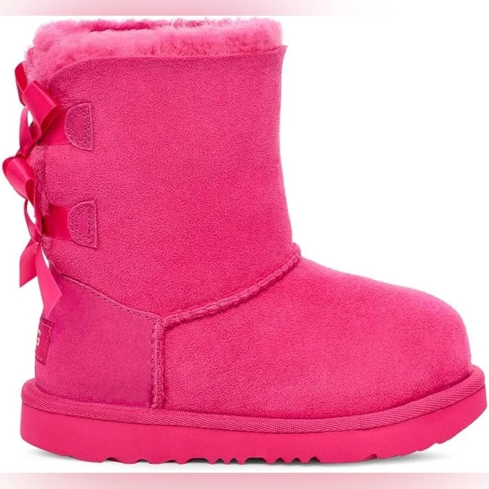 UGG Bailey Bow II Raspberry Pink Shearling Boots Kids Girl Size 4 USED CONDITION